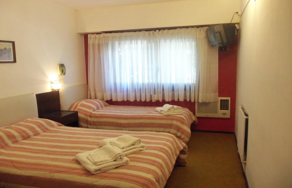 Dino'S Hotel Villa Gesell Zimmer foto