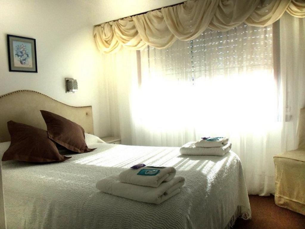 Dino'S Hotel Villa Gesell Zimmer foto